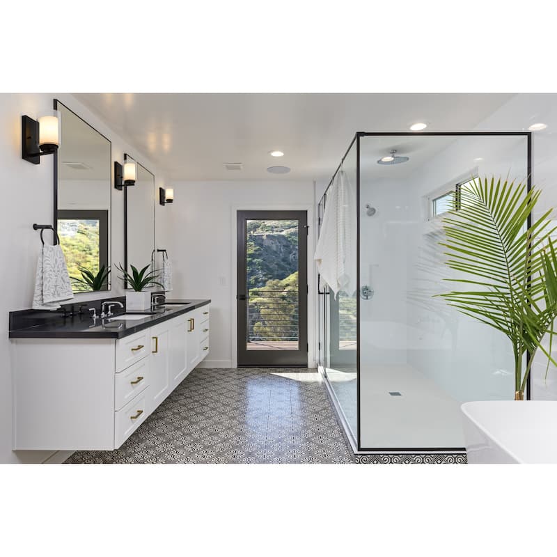 Bellevue ZBF73686 Sylvia 8" Tall Bathroom Sconce