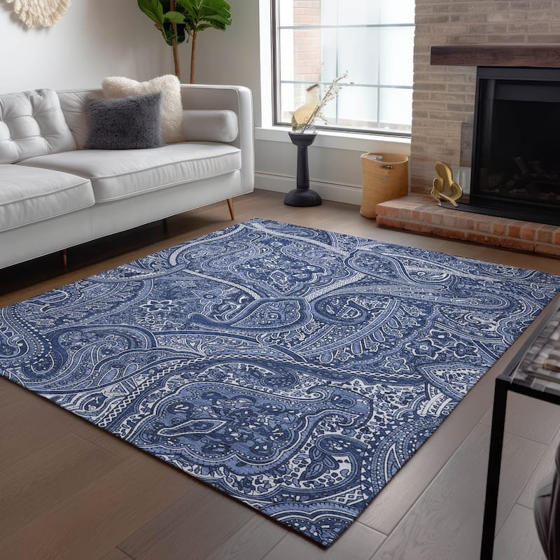 Machine Washable Indoor/ Outdoor Chantille Traditional Paisley Rug