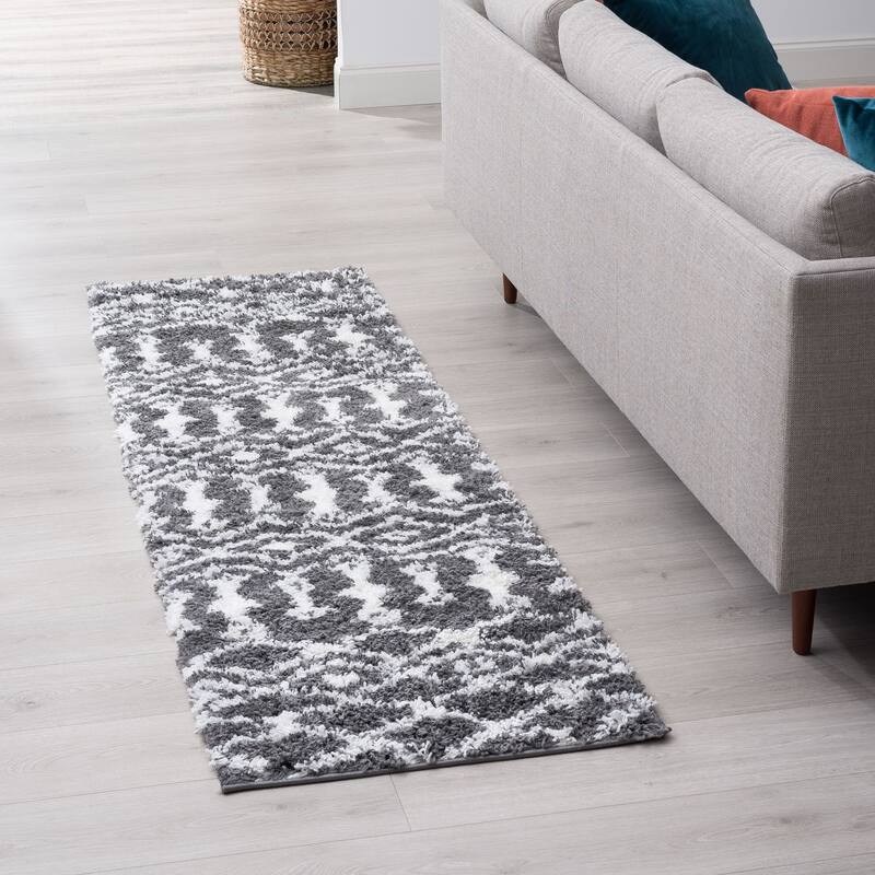Joy Shag Mediterranean Geometric Indoor Area Rug