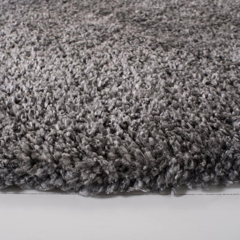 SAFAVIEH Fontana Shag Kimberlie Solid 2-inch Thick Rug