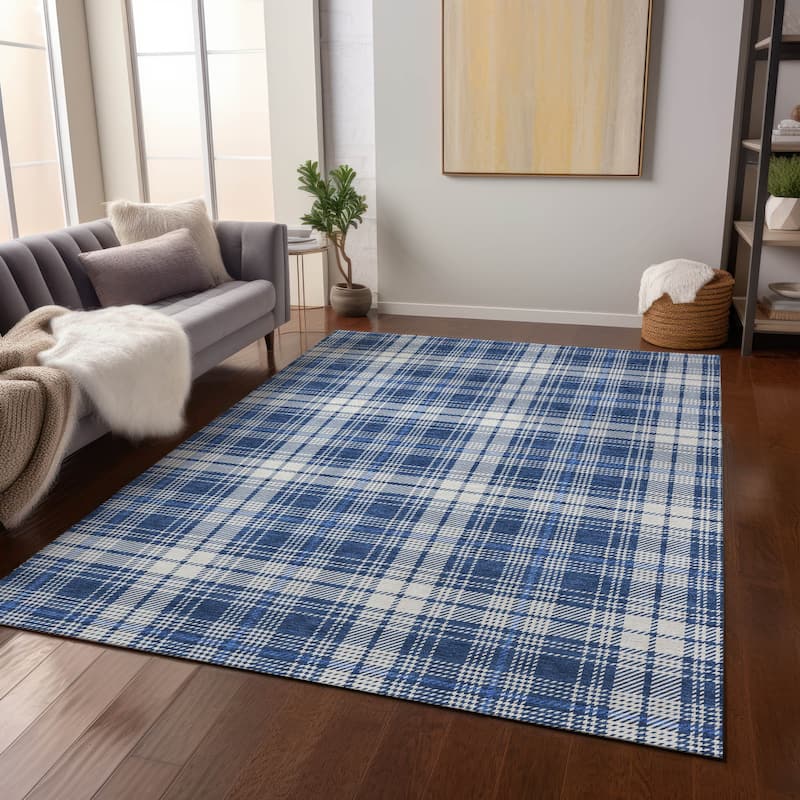 Machine Washable Indoor/ Outdoor Plaid Chantille Rug - Navy - 3' x 5'