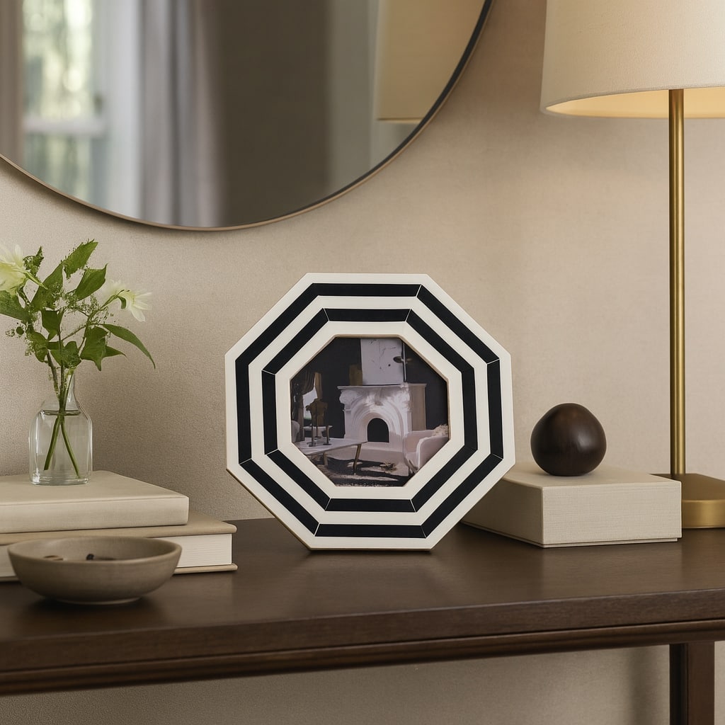 Resin Contemporary Octagon Photo Frame - Black