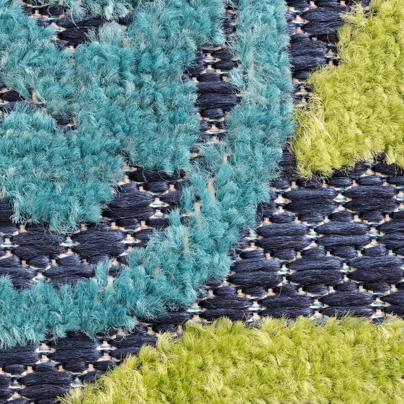 Origin Coastal Floral Indoor/Outdoor Area Rug