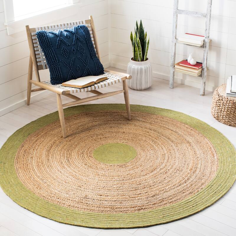 SAFAVIEH Handmade Braided Hvonn Jute Rug - 3' Round - Green/Natural
