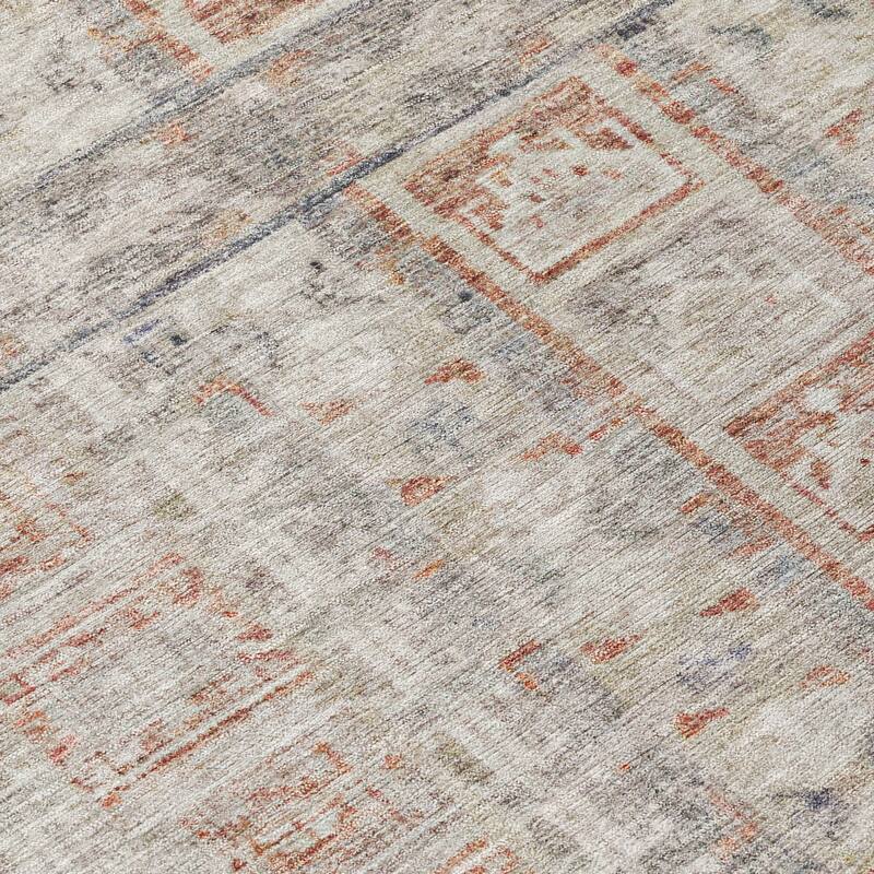 Machine Washable Indoor/Outdoor Global Traditional Chantille Rug