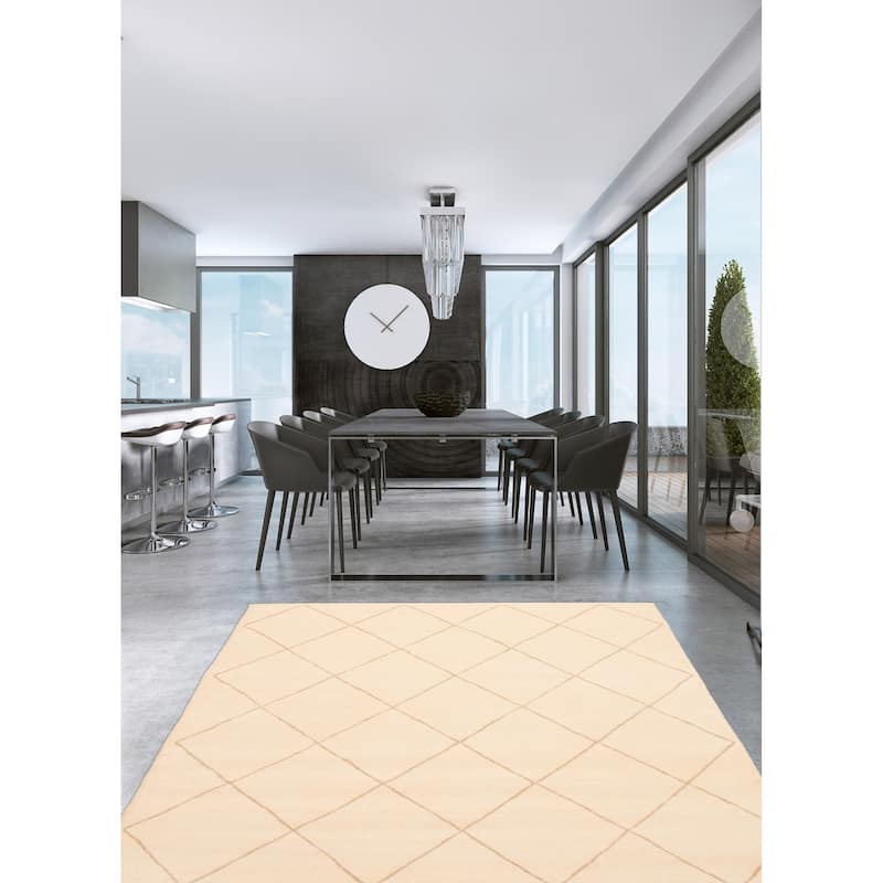 Kashkuli Gabbeh Cream Rug 6'7" x 9'10" - 6'7 x 9'10