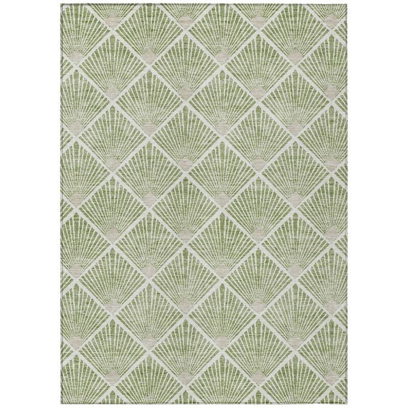 Machine Washable Indoor/ Outdoor Chantille Modern Shells Rug