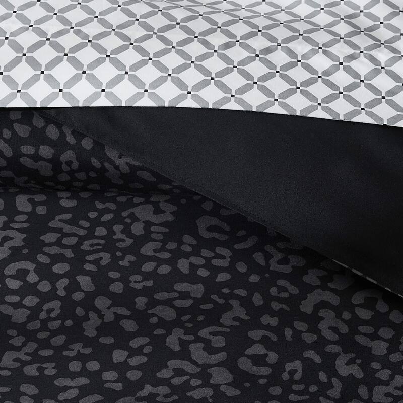 Nine West Leopard Bed in a Bag