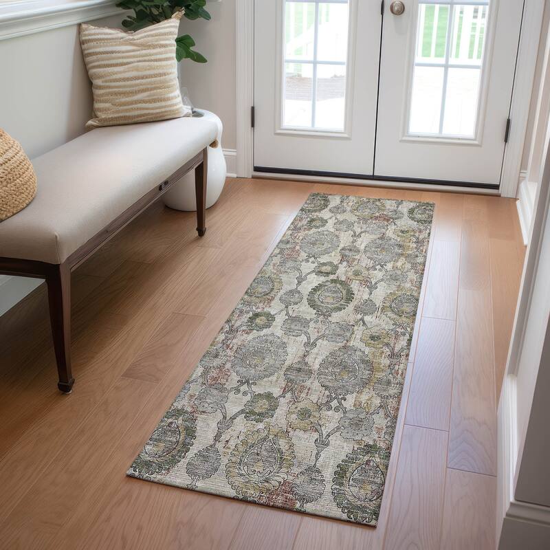 Machine Washable Indoor/ Outdoor Chantille Traditional Floral Rug
