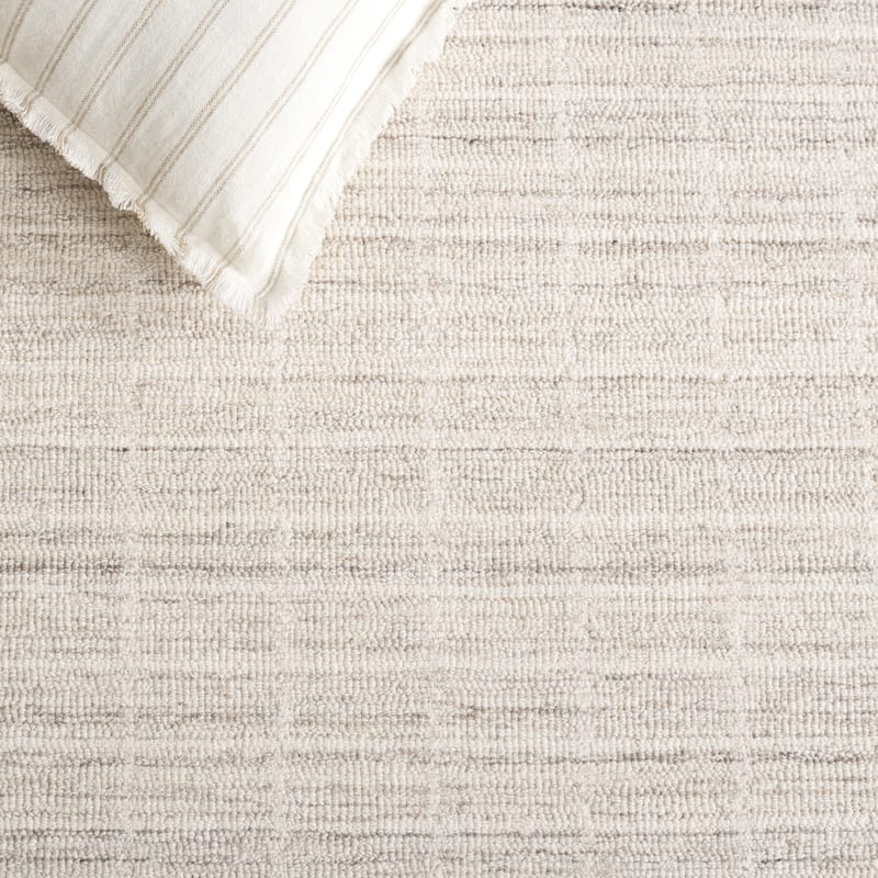SAFAVIEH Handmade Ebony Peigi Contemporary Wool Rug