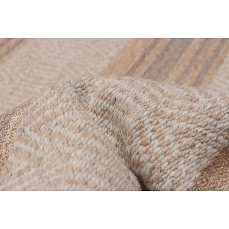 Nevada Grey, Tan Kilim 5'1" x 7'7" - 5'1 x 7'7