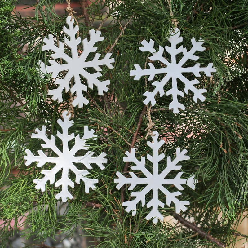 NOVICA White Snowflakes, Wood ornaments (set of 4)