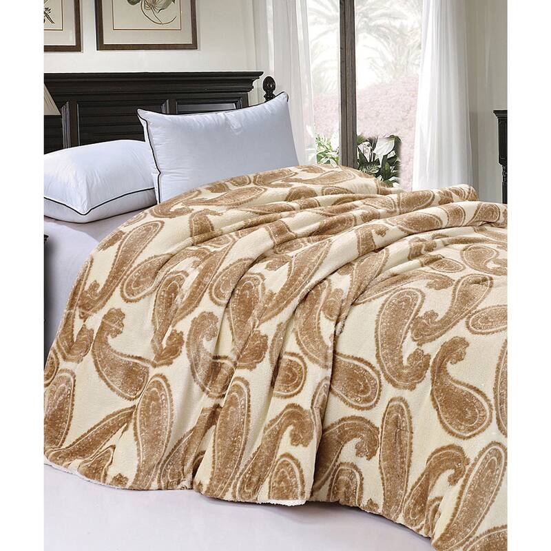 Home Soft Things FauxFur Sherpa Backing Bed Blanket