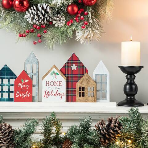Glitzhome 20"L Metal and Wooden Christmas House Decor