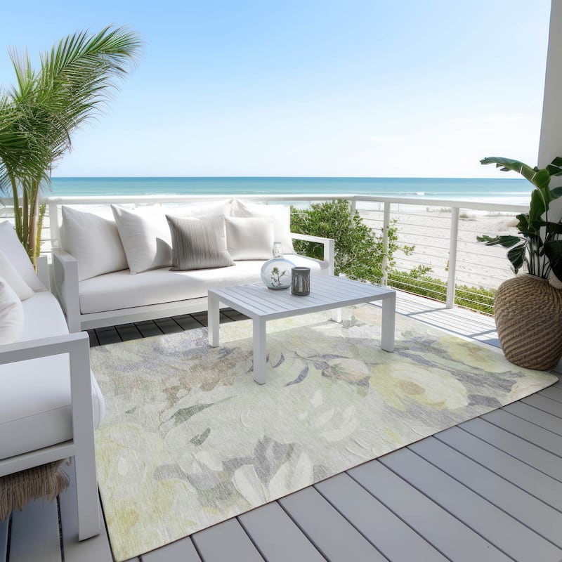 Machine Washable Indoor/ Outdoor Watercolor Floral Chantille Rug