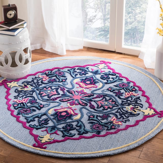 SAFAVIEH Handmade Bellagio Junie Medallion Wool Rug - 5' x 5' Round - Blue