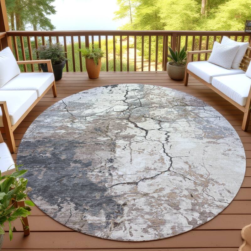 Machine Washable Indoor/ Outdoor Modern Crackle Chantille Rug - Taupe - 8' x 8'