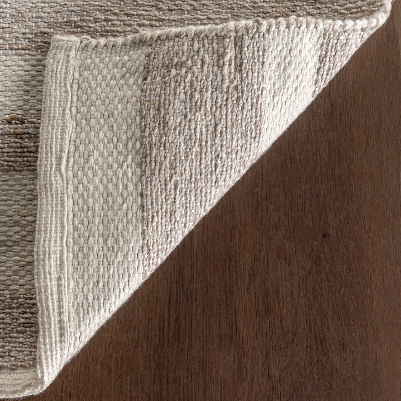 Nuloom Skylah Striped Indoor/Outdoor Area Rug