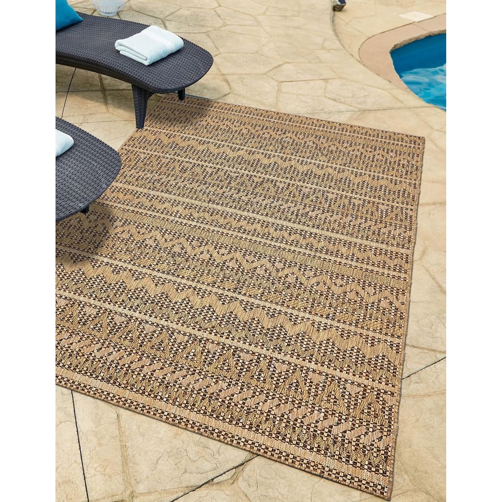 Outdoor Ucul Collection Area Rug