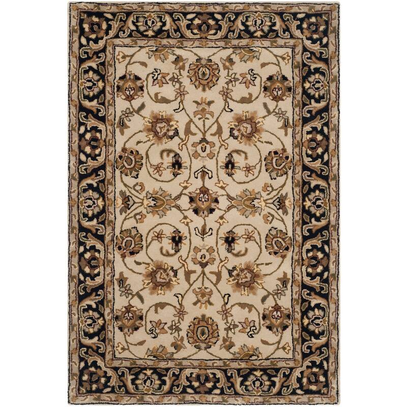 SAFAVIEH Handmade Stratford Ludgera Traditional Oriental Wool Rug