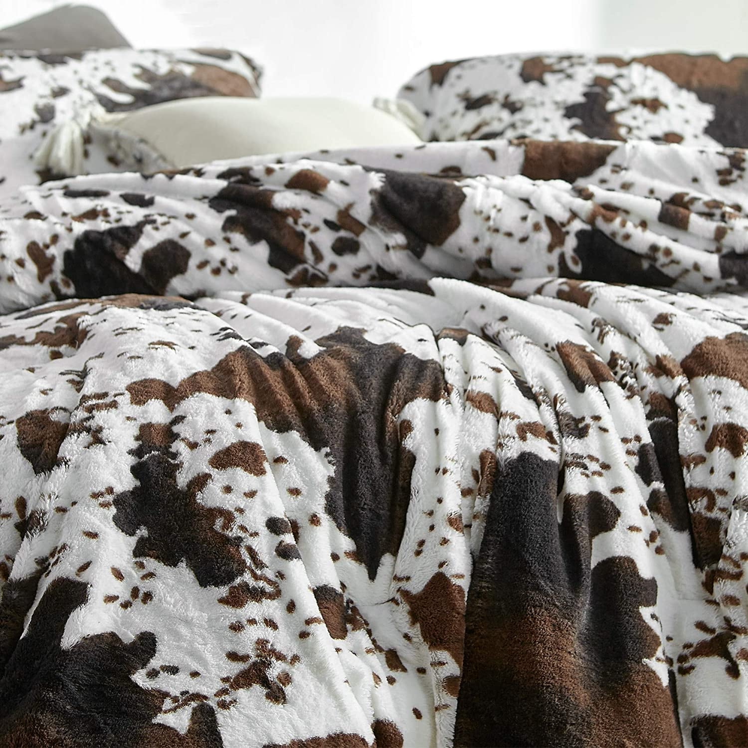 Moo Cow Coma Inducer Oversized Comforter Set Twin XL