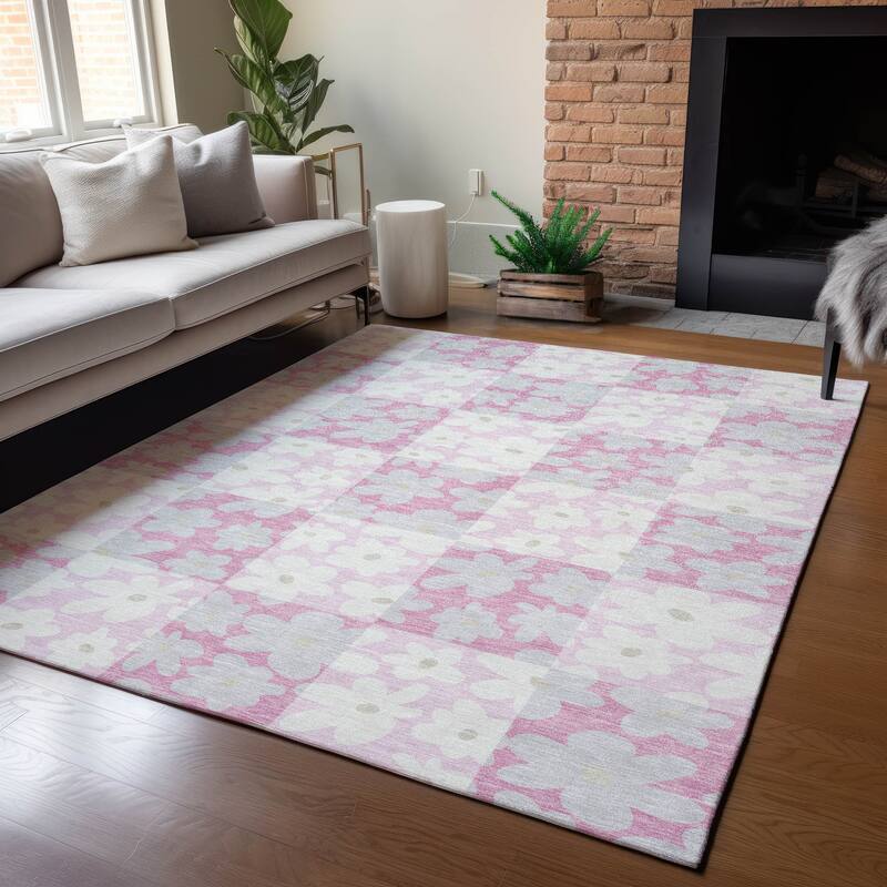 Machine Washable Indoor/ Outdoor Floral Krissy Chantille Rug