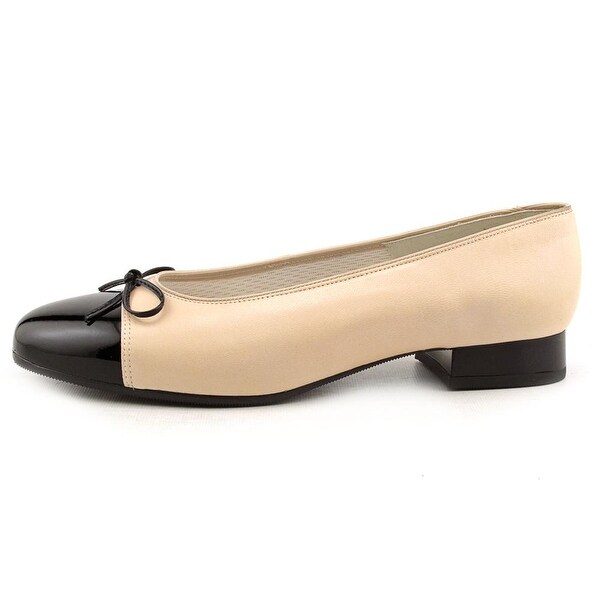 ara ballet flats
