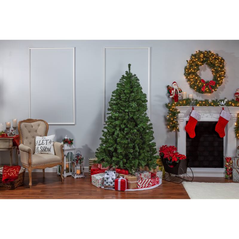 7 Foot Un lit Montana Pine with 1026 tips