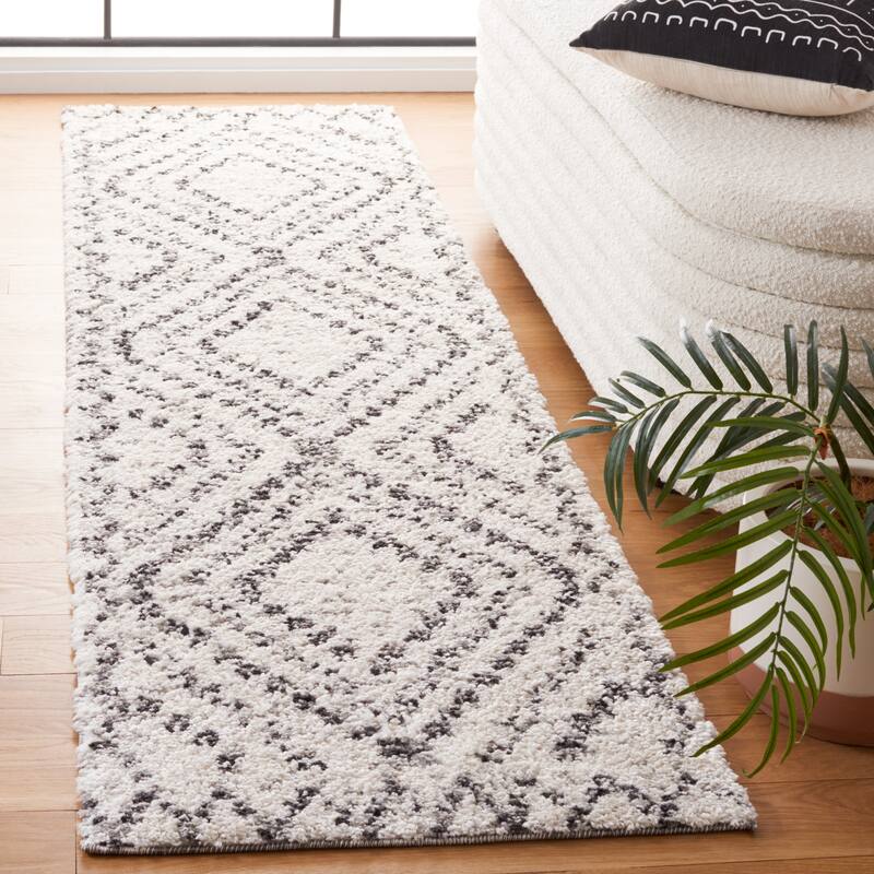 SAFAVIEH Jericho Shag Melodie Boho 1.2-inch Thick Rug - 2'2" x 8' Runner - Ivory/Black