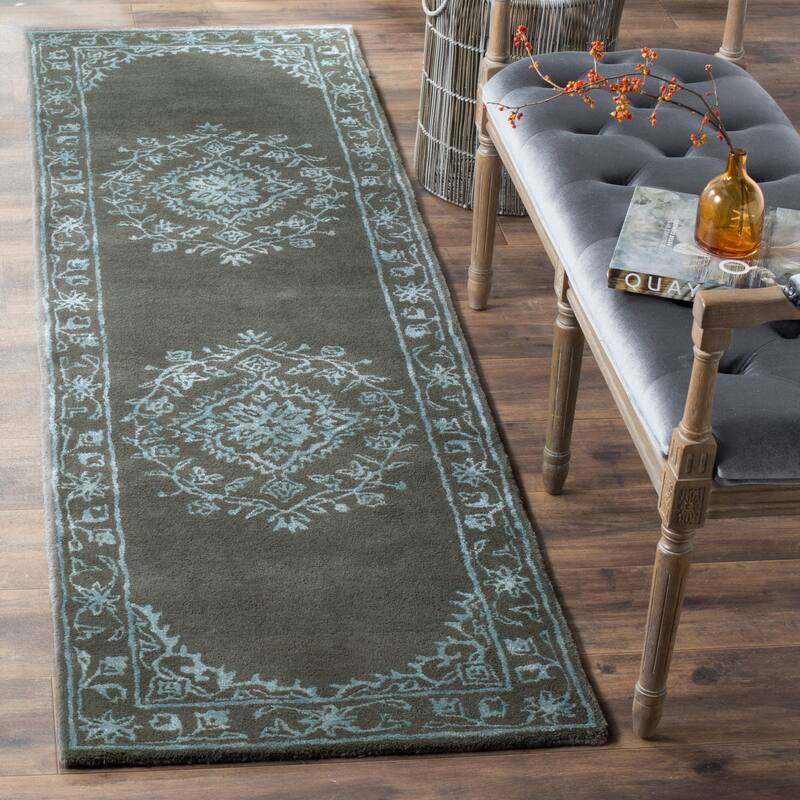 SAFAVIEH Handmade Glamour Gudmundina Modern Viscose Rug - 2'3" x 8' Runner - Dark Grey