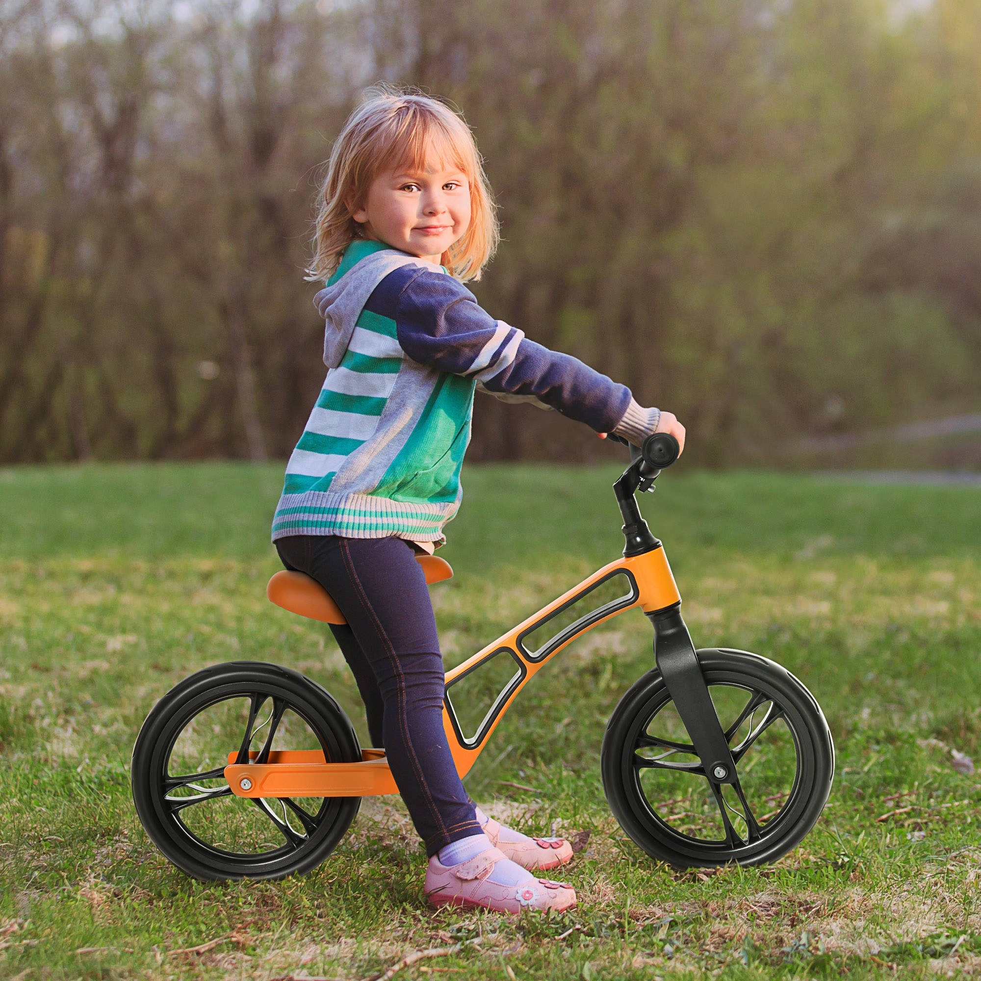 Balance Bikes Lightweight Rubber Tyres Adjustable Seat Children's Bicycle No Pedal for Toddlers and Kids 2-5 Year Old Balance Bikes Lightweight Rubber Tyres Adjustable Seat Children's Bicycle No Pedal for Toddlers and Kids 2-5 Year Old