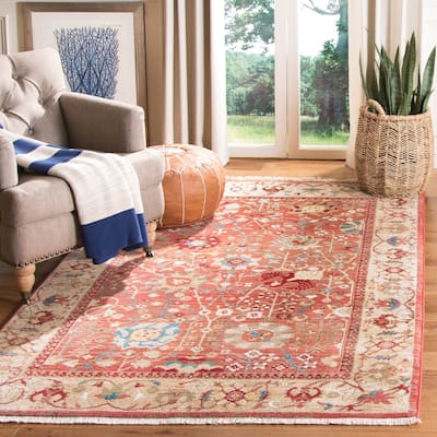 SAFAVIEH Kashan Yahavit Oriental Rug with Fringe