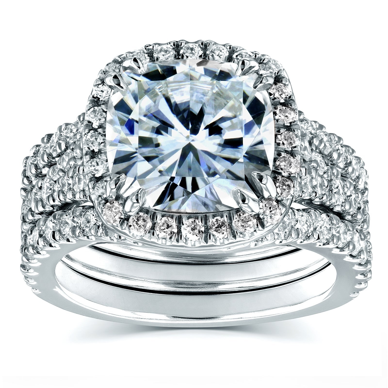 Kobelli 4.25 Carats Lab Grown Diamond Certified Solid Platinum Cushion Halo Cathedral Vienna 3pc Bridal Set