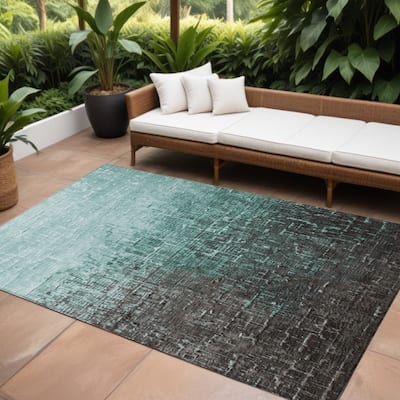 HomeRoots Ombre Transitional Rectangle Outdoor Rug