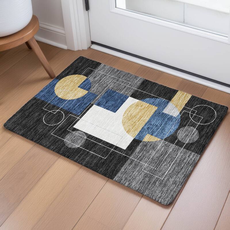Machine Washable Indoor/ Outdoor Modern Filly Chantille Rug