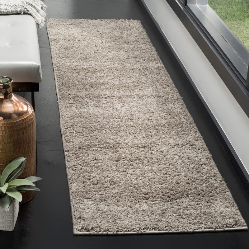 SAFAVIEH New York Shag Rixte 1.2-inch Thick Rug