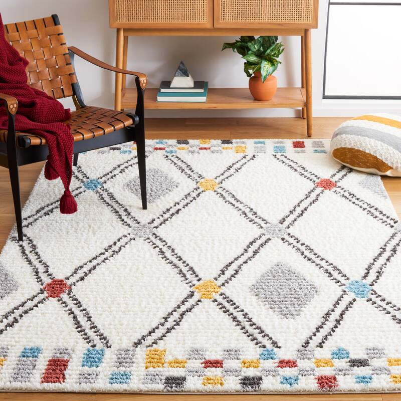 SAFAVIEH Marrakech Kathlyn Moroccan Boho Tribal Rug - 4'5" x 6'5" - Ivory/Grey