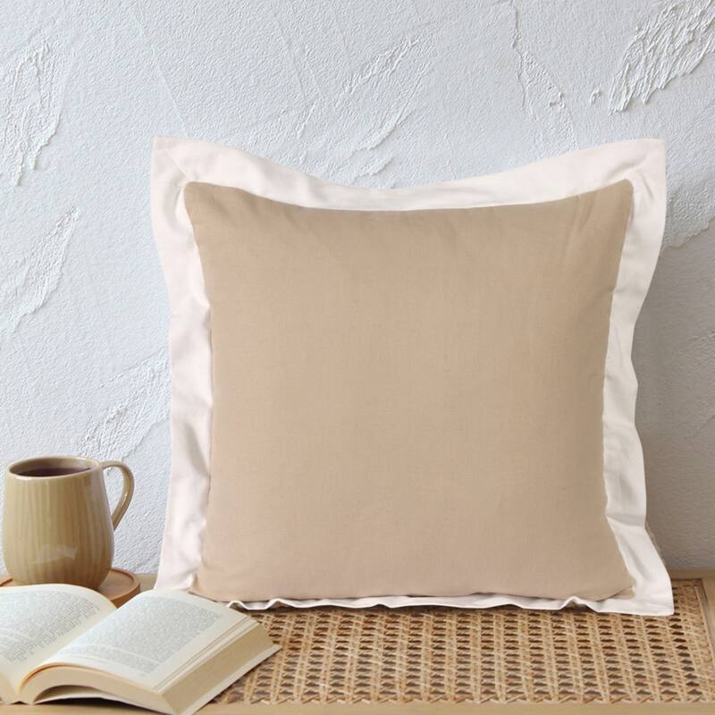 HomeRoots 20" X 20" Beige And White 100% Cotton Geometric Zippered Pillow