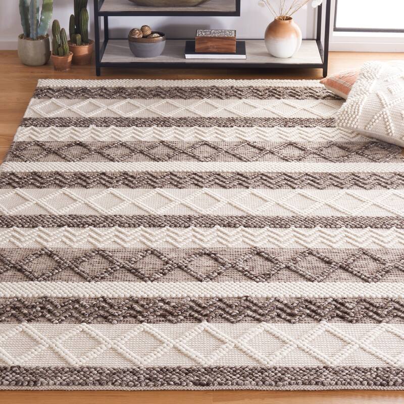 SAFAVIEH Handmade Natura Resmiye Wool Rug - 8' x 10' - Ivory/Grey