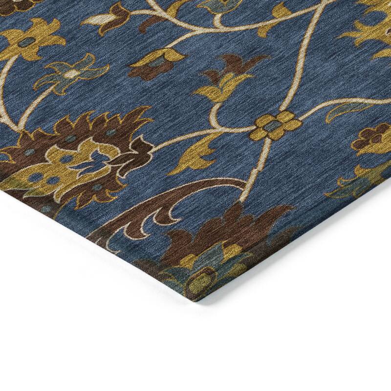 Machine Washable Indoor/ Outdoor Traditional Luna Chantille Rug