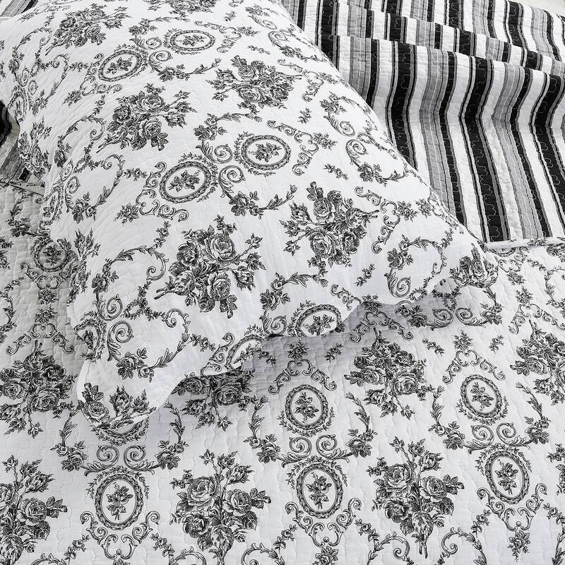 Gracewood Hollow Mekuli French Medallion 3-piece Quilt Bedding Set