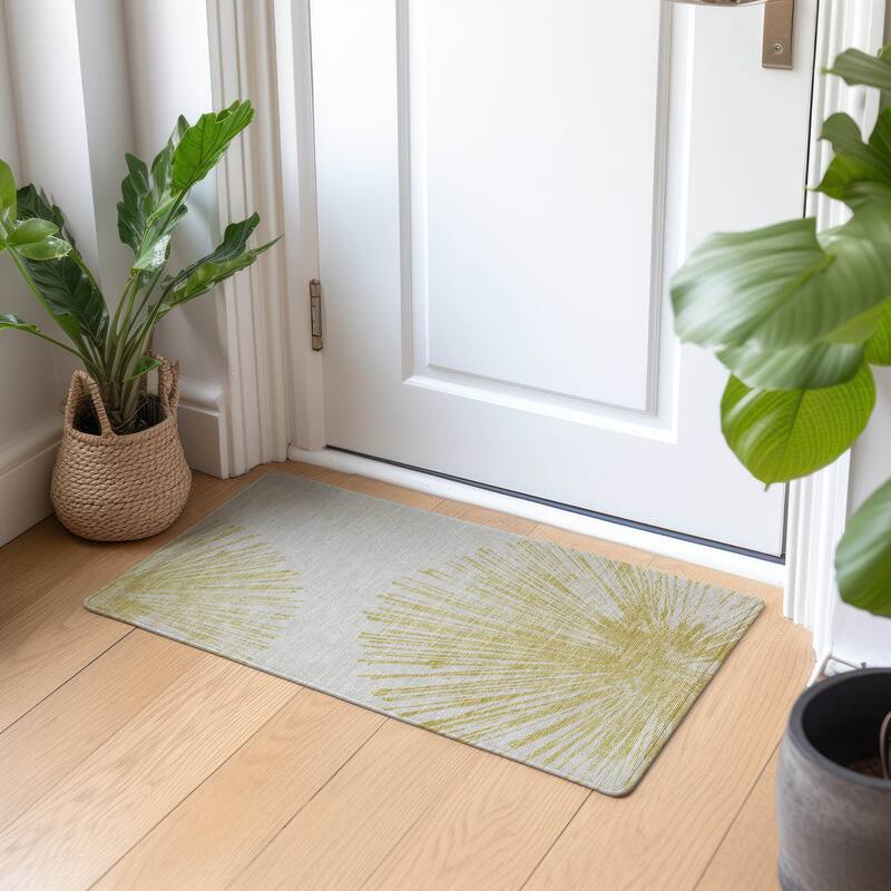 Machine Washable Indoor/ Outdoor Chantille Contemporary Burst Rug - Beige - 1'8" x 2'6"