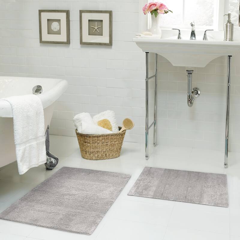 Juicy Couture Brooklyn Vintage Reversible Bath Rug