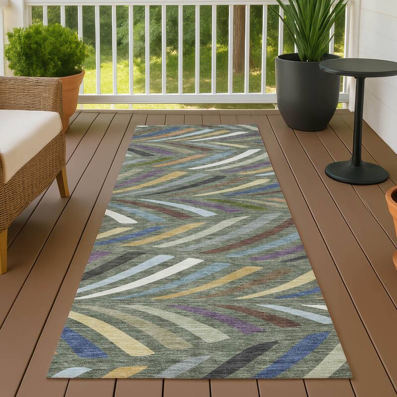 Machine Washable Indoor/ Outdoor Modern Feather Chantille Rug - Basil - 2'3" x 7'6"