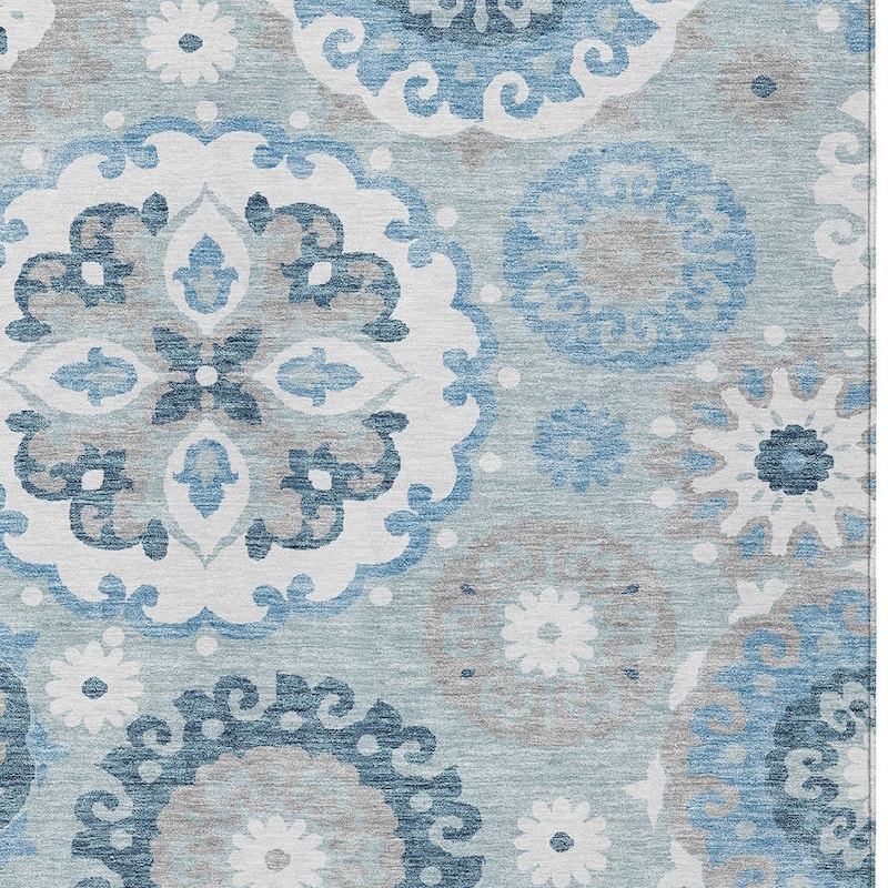 HomeRoots Floral Medallion Transitional Rectangle Outdoor Rug