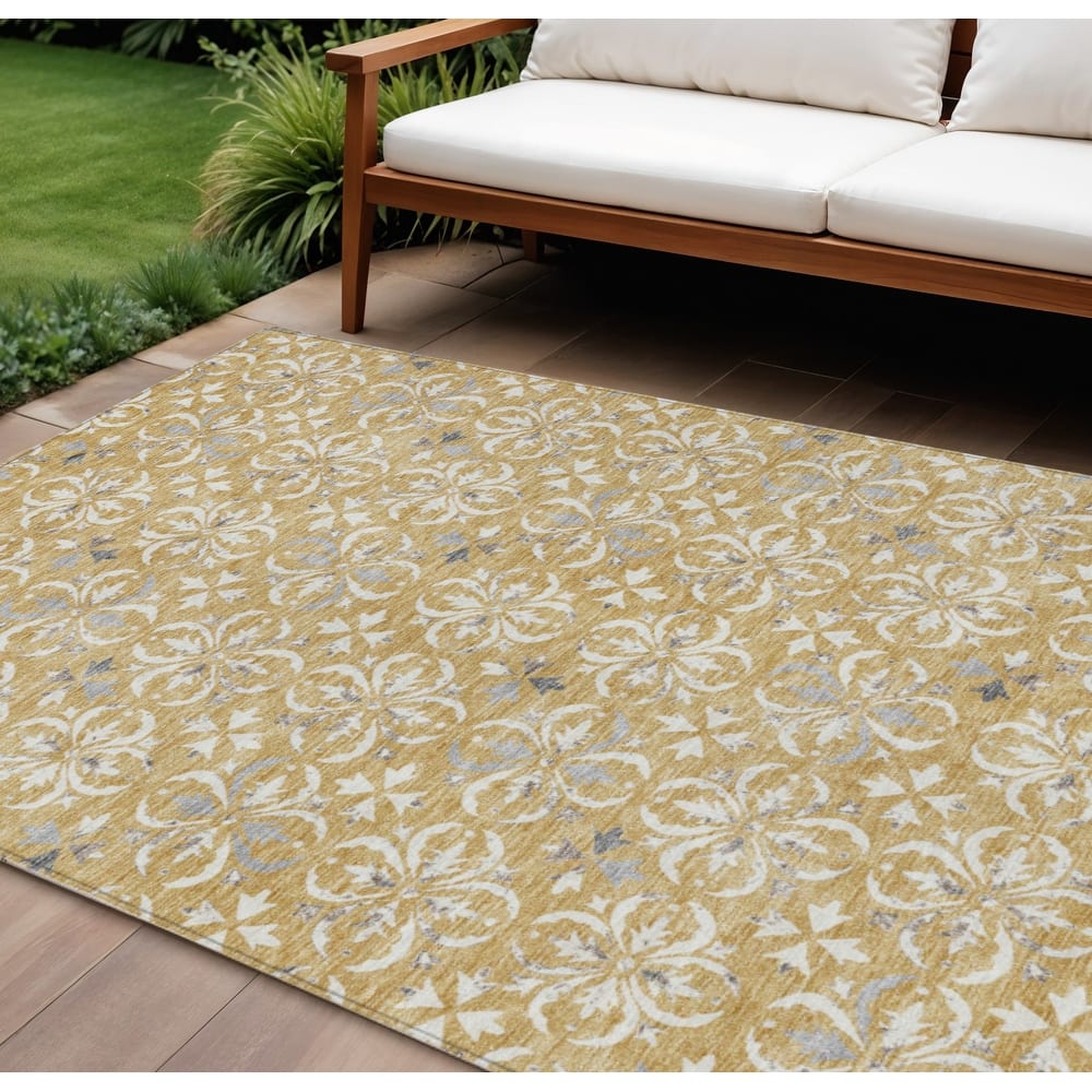 HomeRoots Floral Transitional Rectangle Outdoor Rug