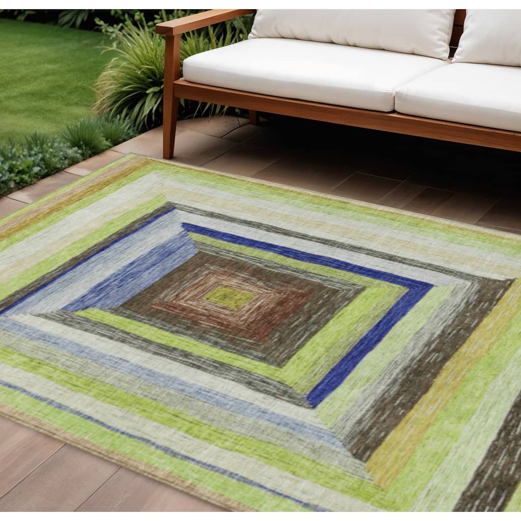 HomeRoots Geometric Transitional Rectangle Outdoor Rug