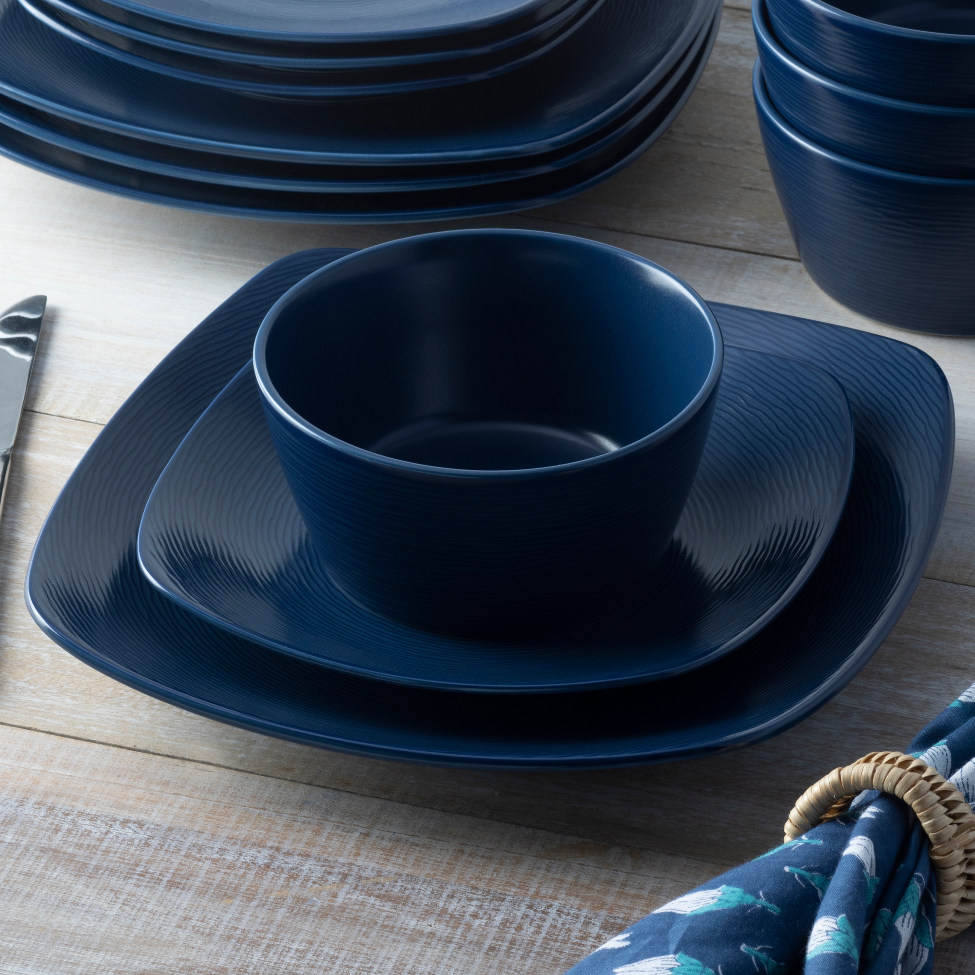 Black square dinner plates outlet