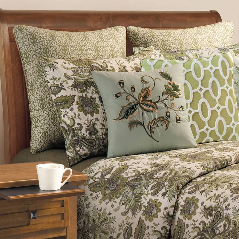 Ezmeralda Full/Queen Quilt