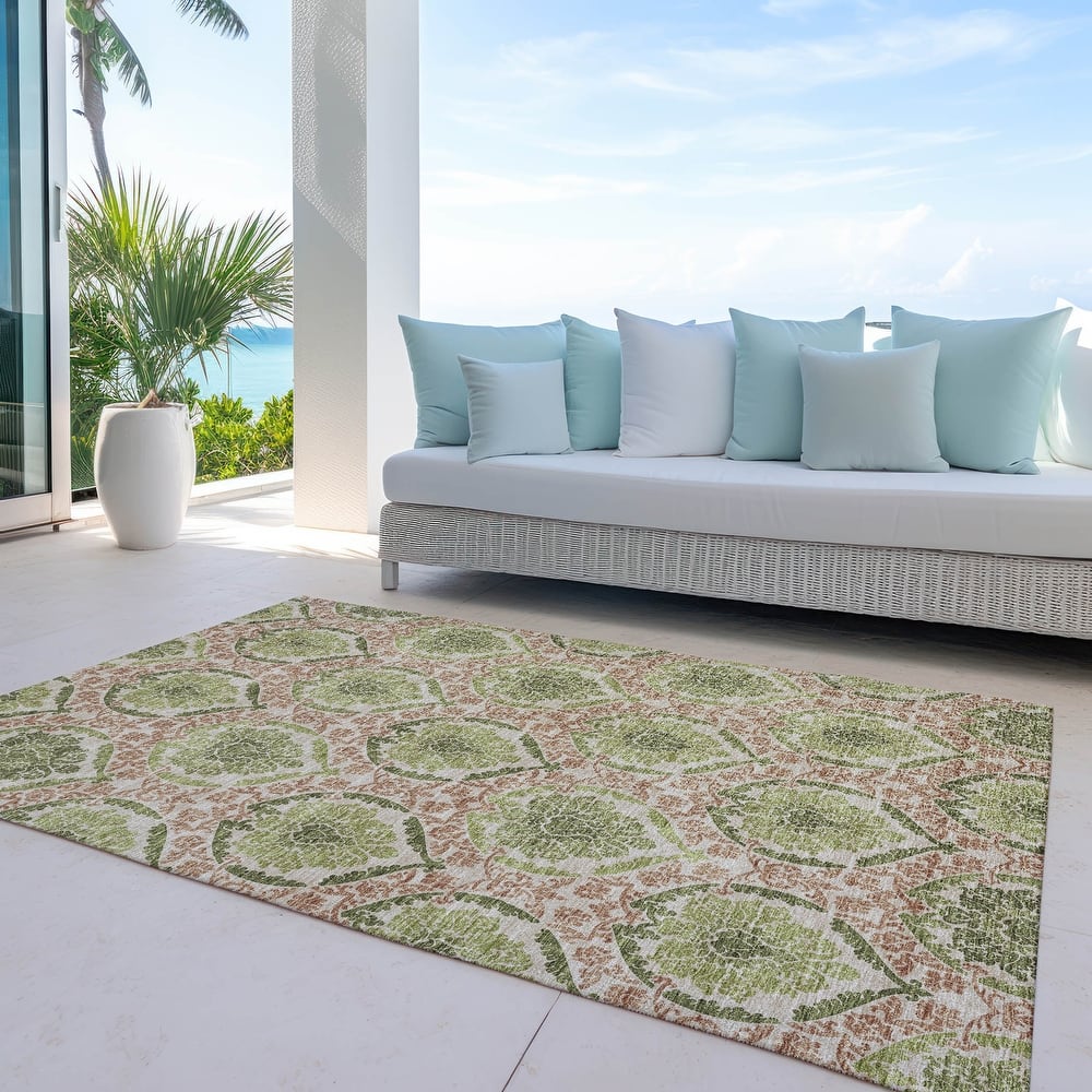 Machine Washable Indoor/ Outdoor Chantille Traditional Damask Rug
